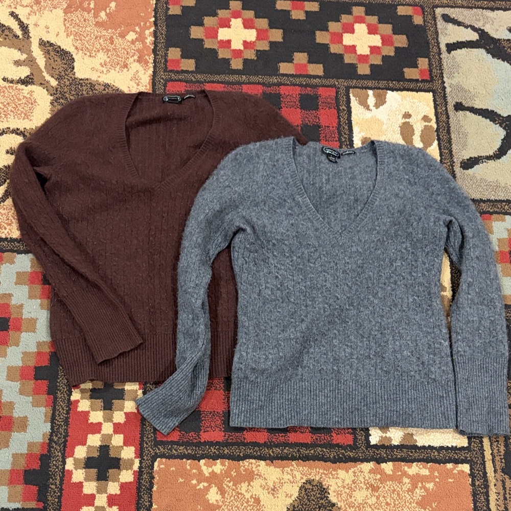 Womens Maurice’s cashmere lot